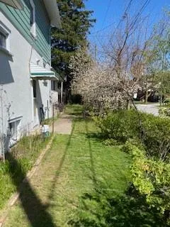 Photo 9 of Unit Upper, 6188 Orchard Avenue, Niagara Falls, Dorchester — HOMEH