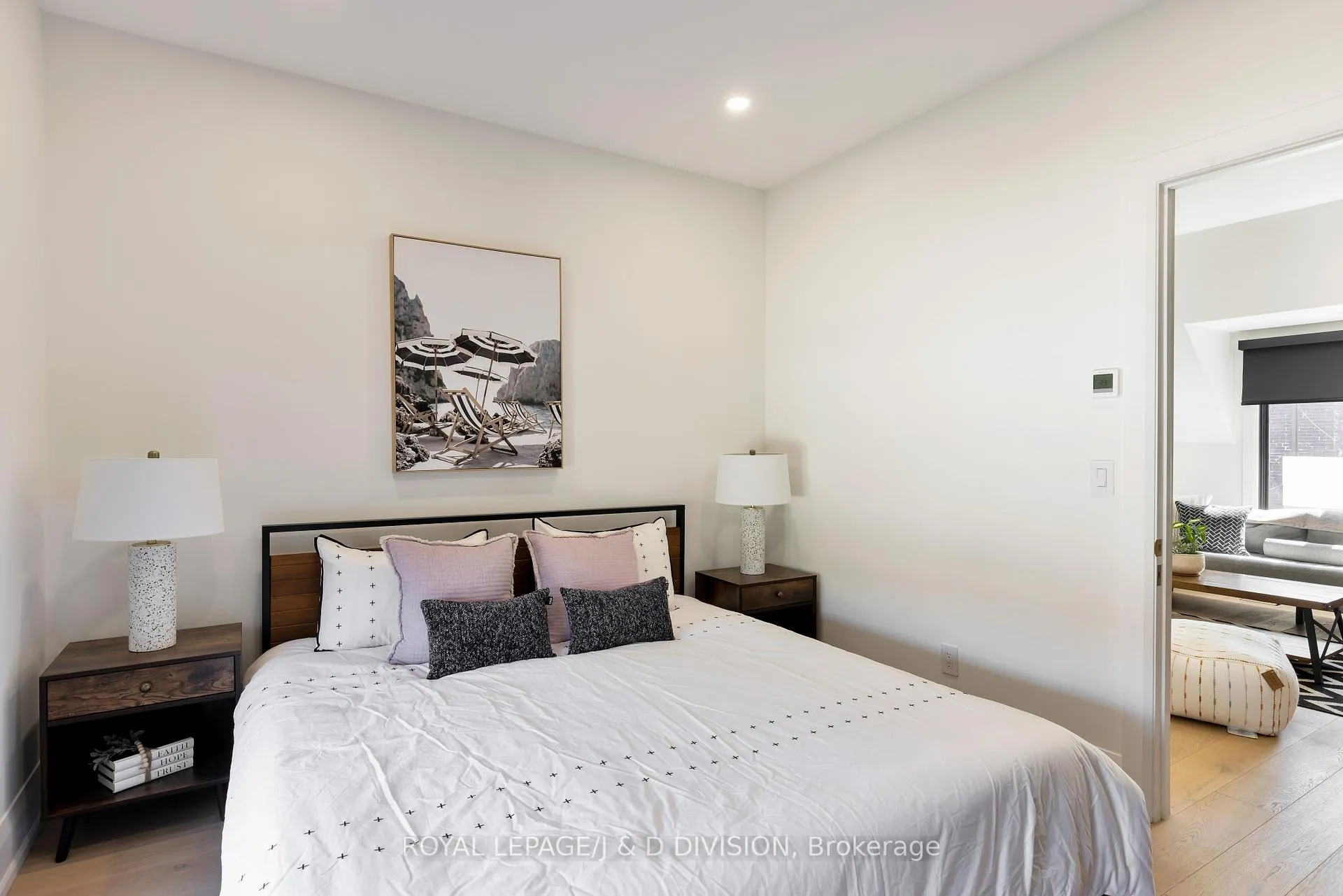 Photo 9 of Unit A, 189 Concord Avenue, Toronto, Palmerston-Little Italy — HOMEH