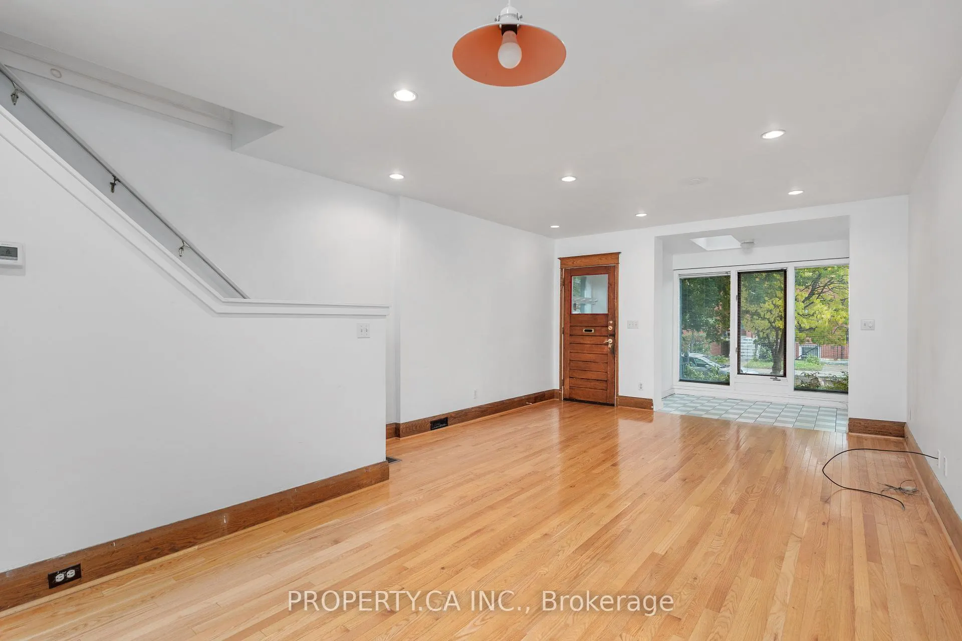 Photo 2 of 128 Stephenson Avenue, Toronto, East End-Danforth — HOMEH