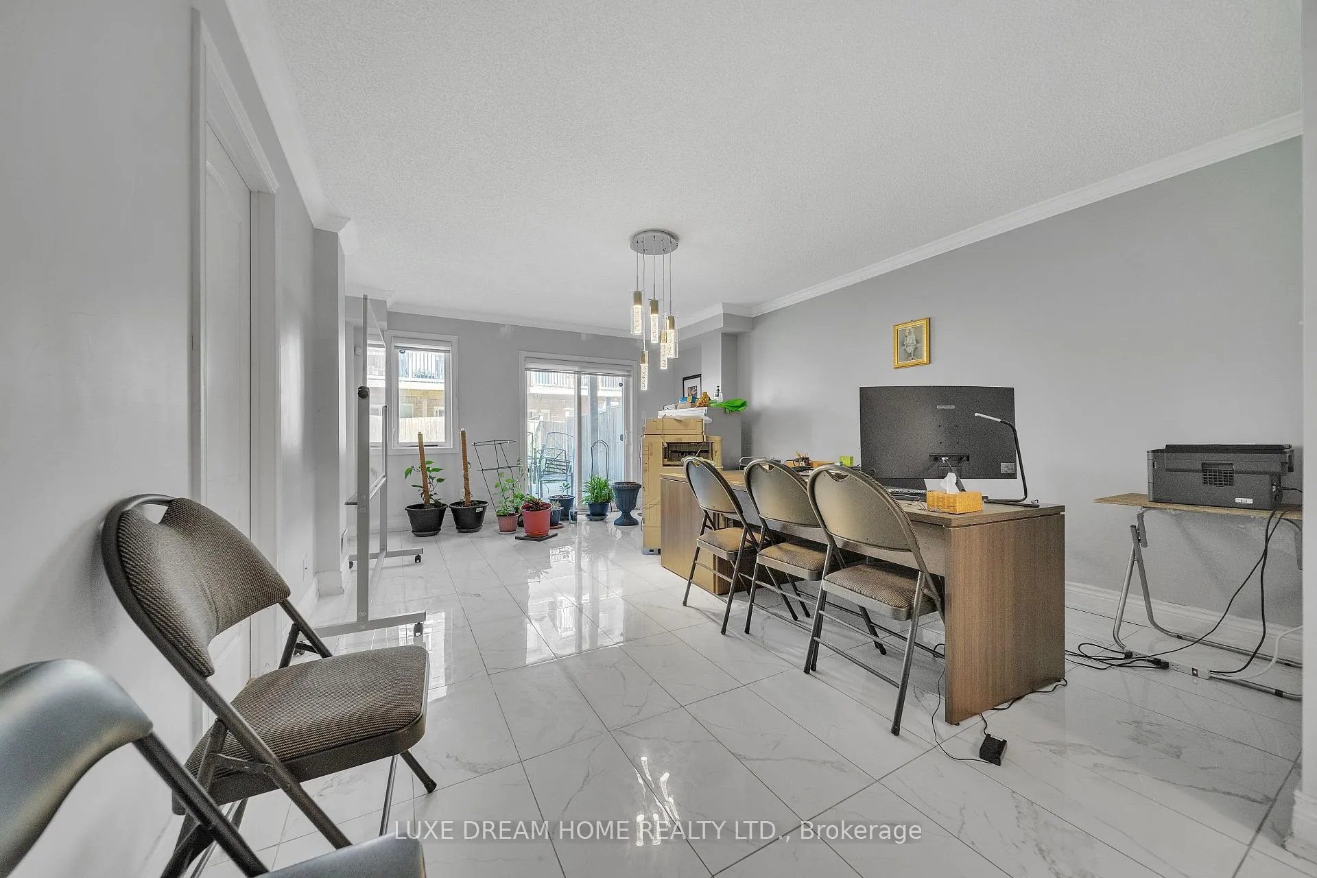 Photo 9 of 1506 Dusty Drive, Pickering, Duffin Heights — HOMEH