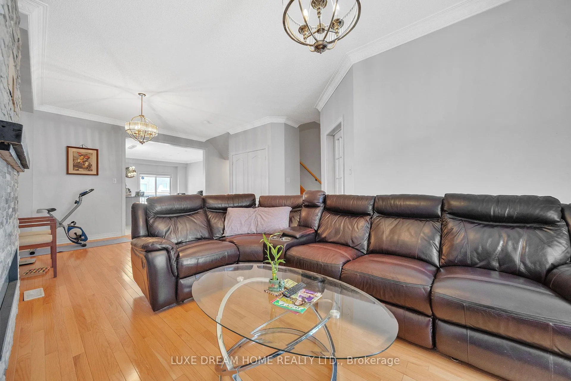 Photo 10 of 1506 Dusty Drive, Pickering, Duffin Heights — HOMEH