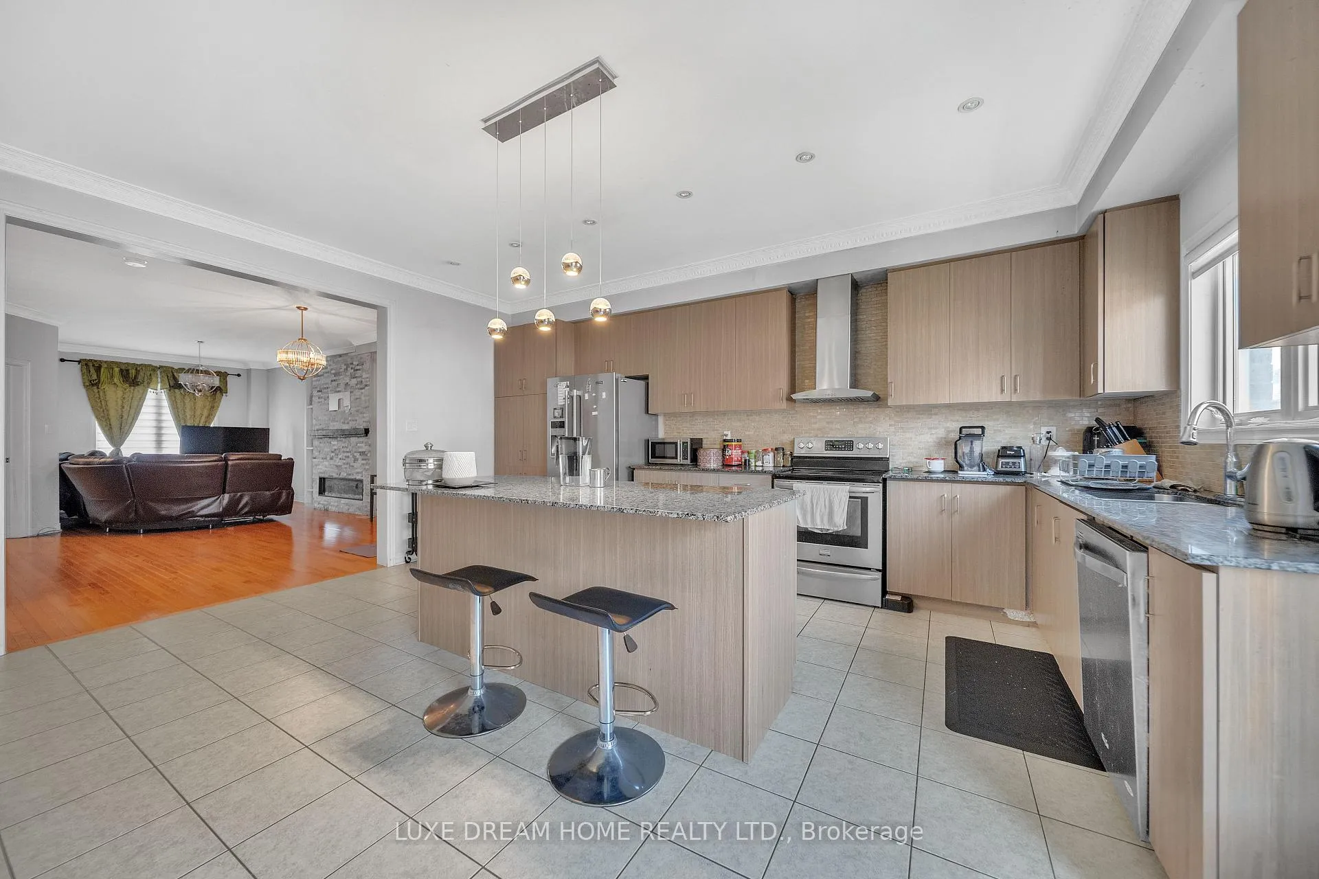 Photo 17 of 1506 Dusty Drive, Pickering, Duffin Heights — HOMEH