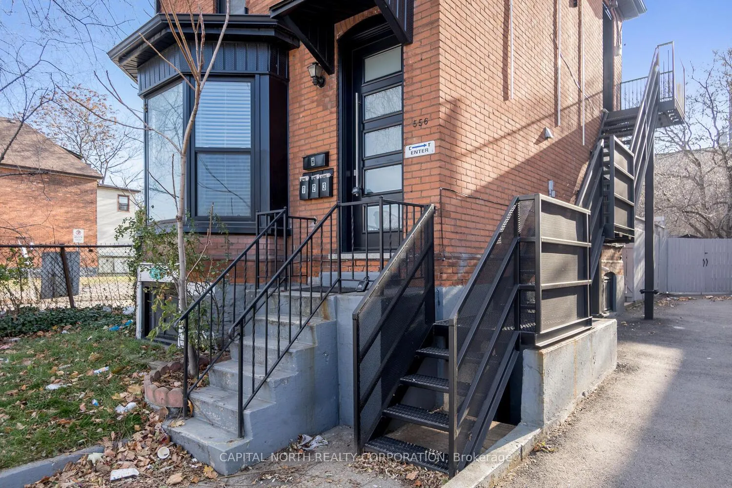 Photo 4 of Unit 1, 556 King Street E, Hamilton, Landsdale — HOMEH