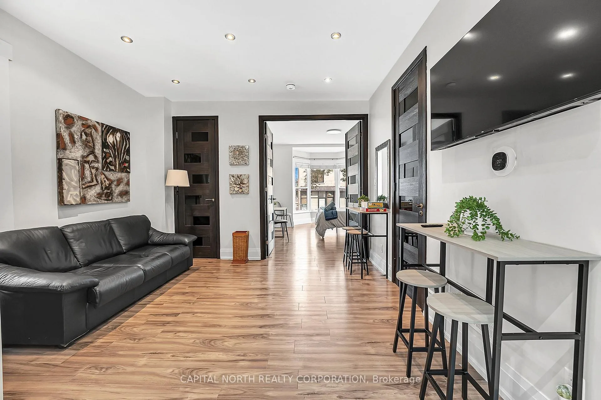 Photo 14 of Unit 1, 556 King Street E, Hamilton, Landsdale — HOMEH