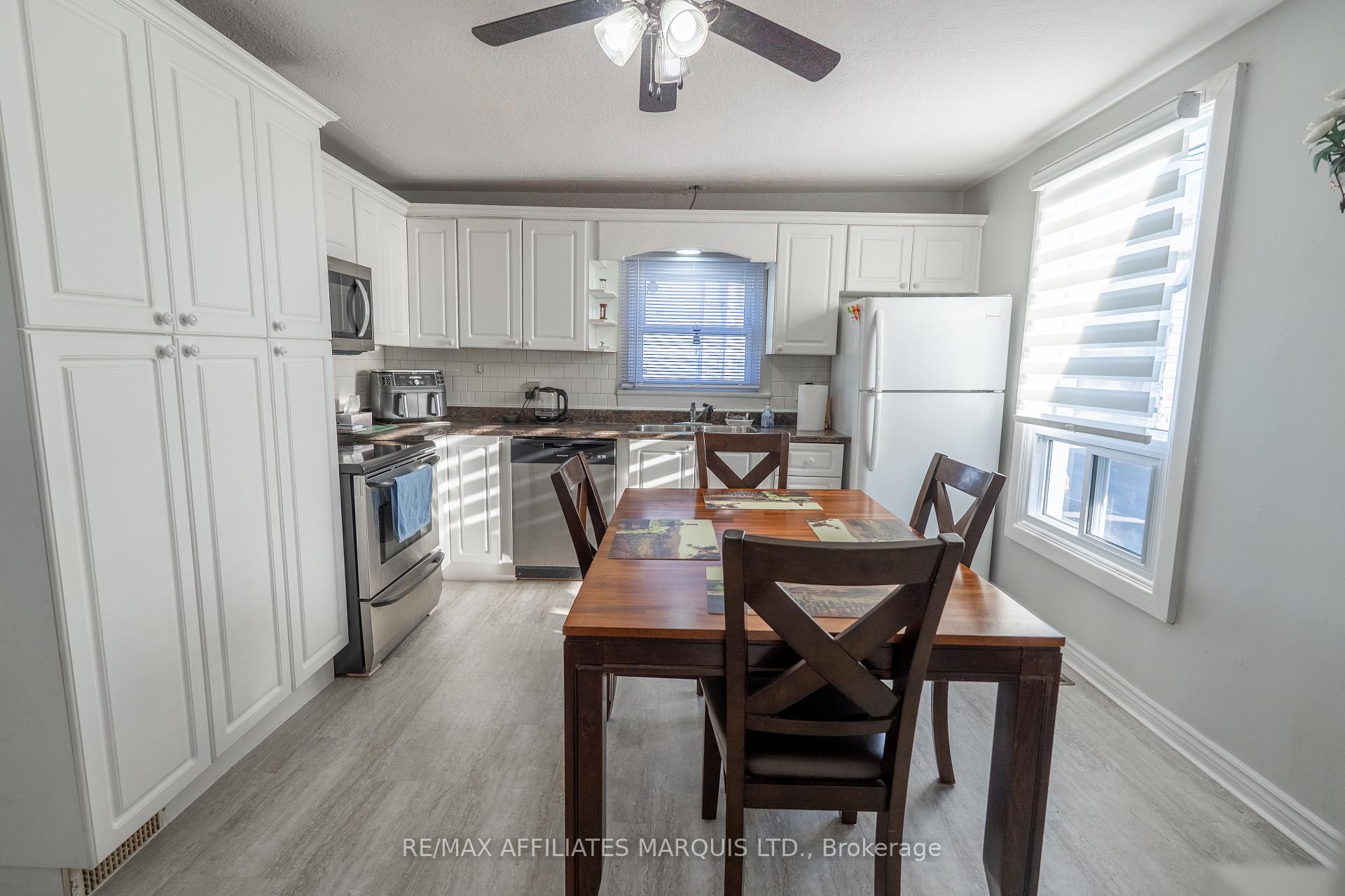 Photo 4 of 226 Louisa Street, Cornwall — HOMEH