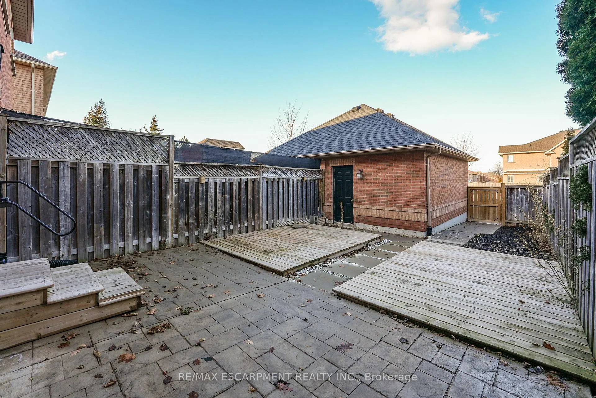 Photo 12 of 461 Highway No. 8, Hamilton, Stoney Creek — HOMEH