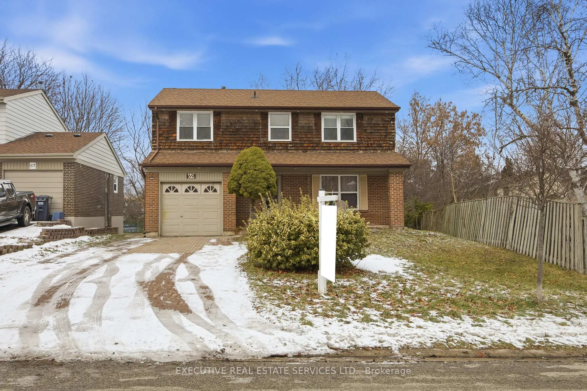 Front of 69 Lorraine Crescent