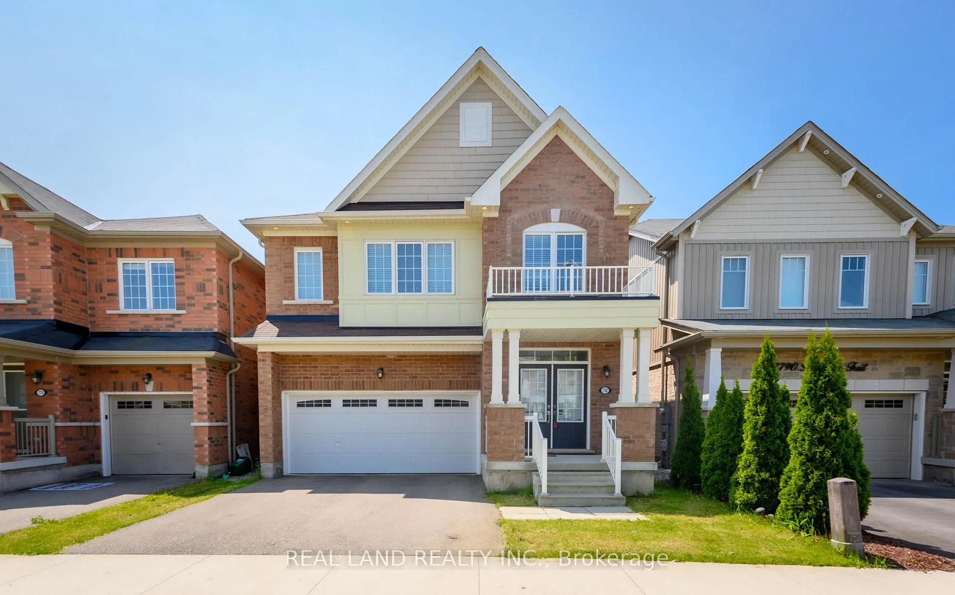 Photo 1 of 7782 Hackberry Trail, Niagara Falls, Brown — HOMEH