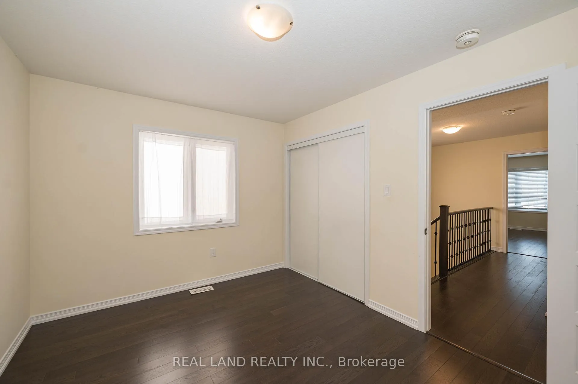 Photo 20 of 7782 Hackberry Trail, Niagara Falls, Brown — HOMEH