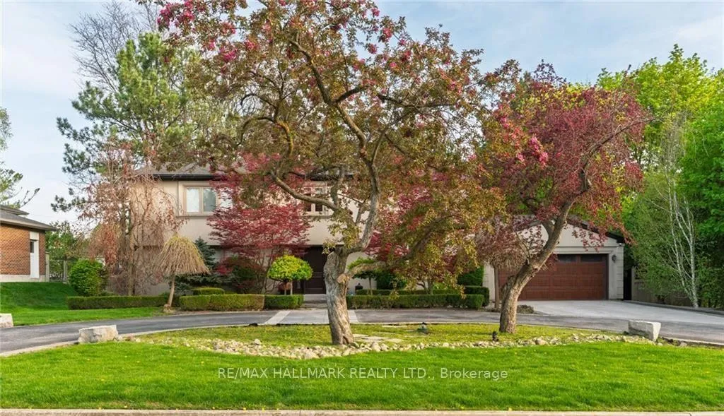 Photo 3 of 126 Babcombe Drive, Markham, Bayview Glen — HOMEH