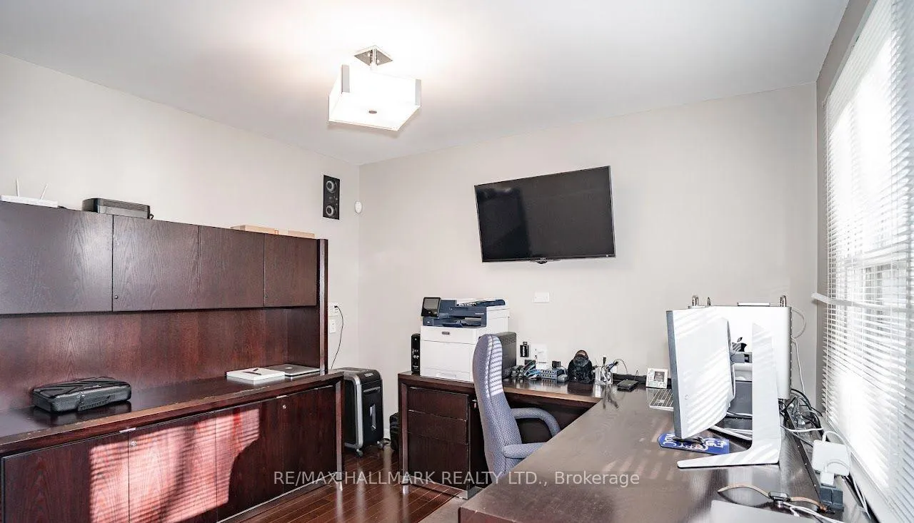 Photo 14 of 126 Babcombe Drive, Markham, Bayview Glen — HOMEH