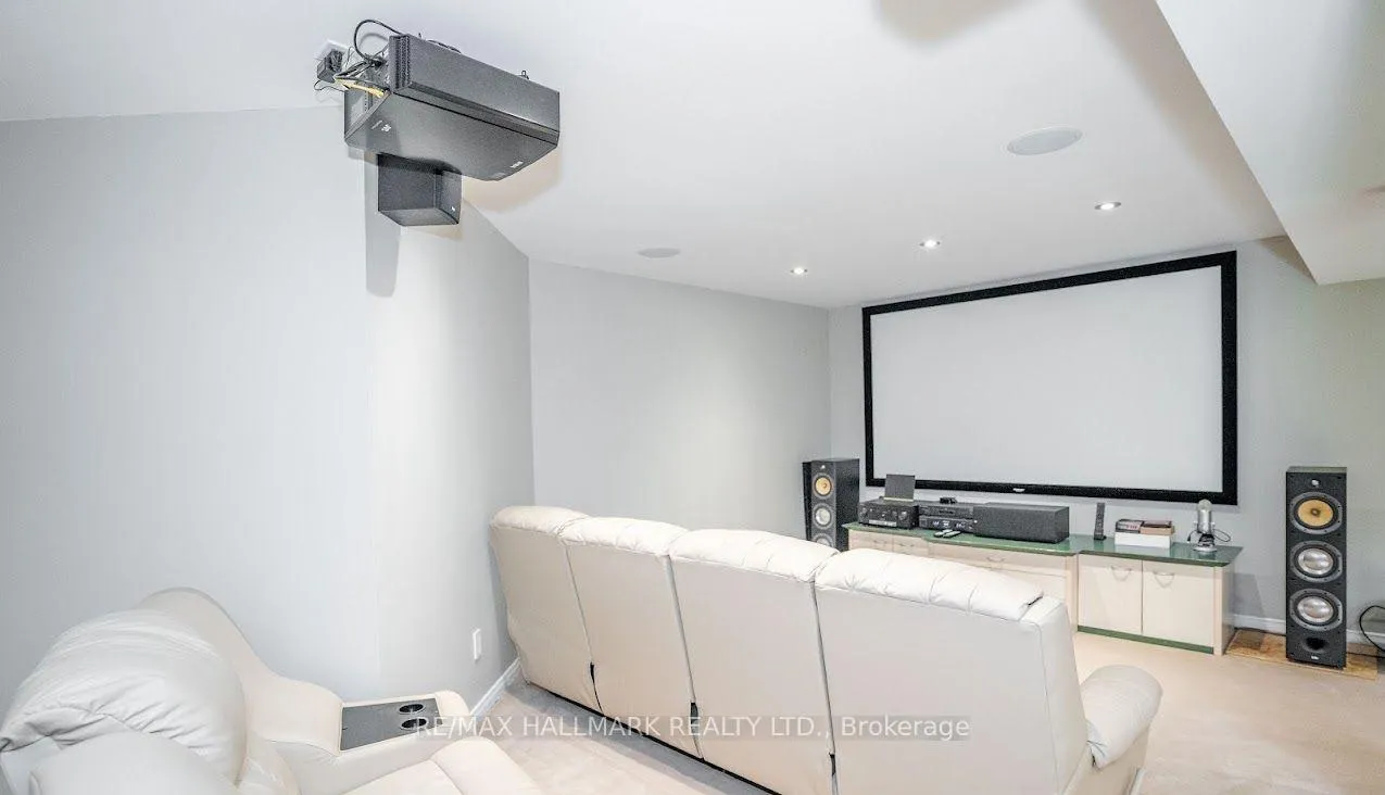 Photo 28 of 126 Babcombe Drive, Markham, Bayview Glen — HOMEH