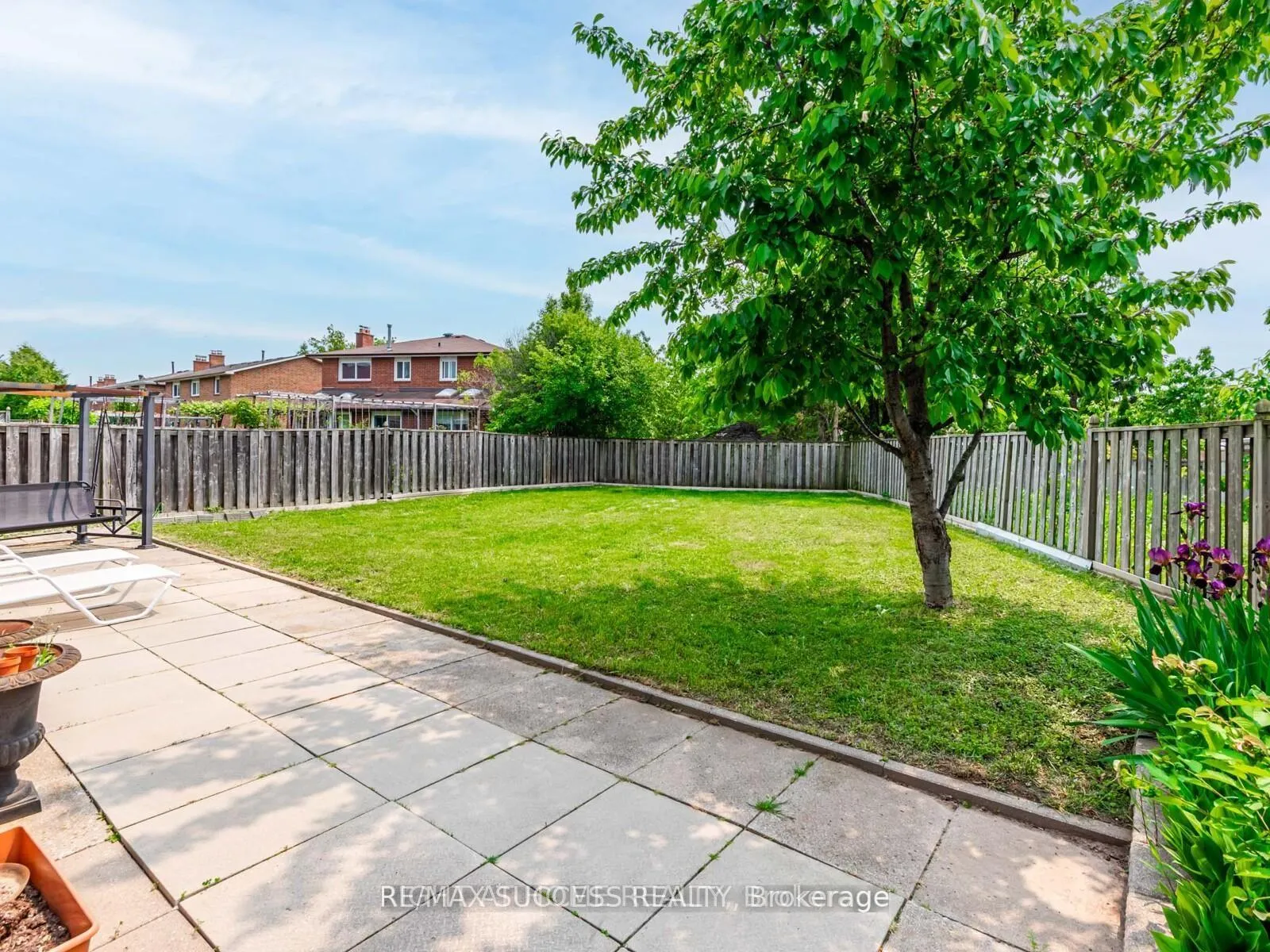 Photo 18 of Unit Lower, 7 Point O'Woods Drive, Vaughan, Glen Shields — HOMEH