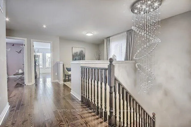 Photo 14 of 70 Vivaldi Drive, Vaughan, Patterson — HOMEH