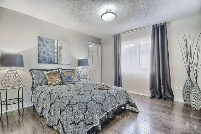 Photo 15 of 70 Vivaldi Drive, Vaughan, Patterson — HOMEH