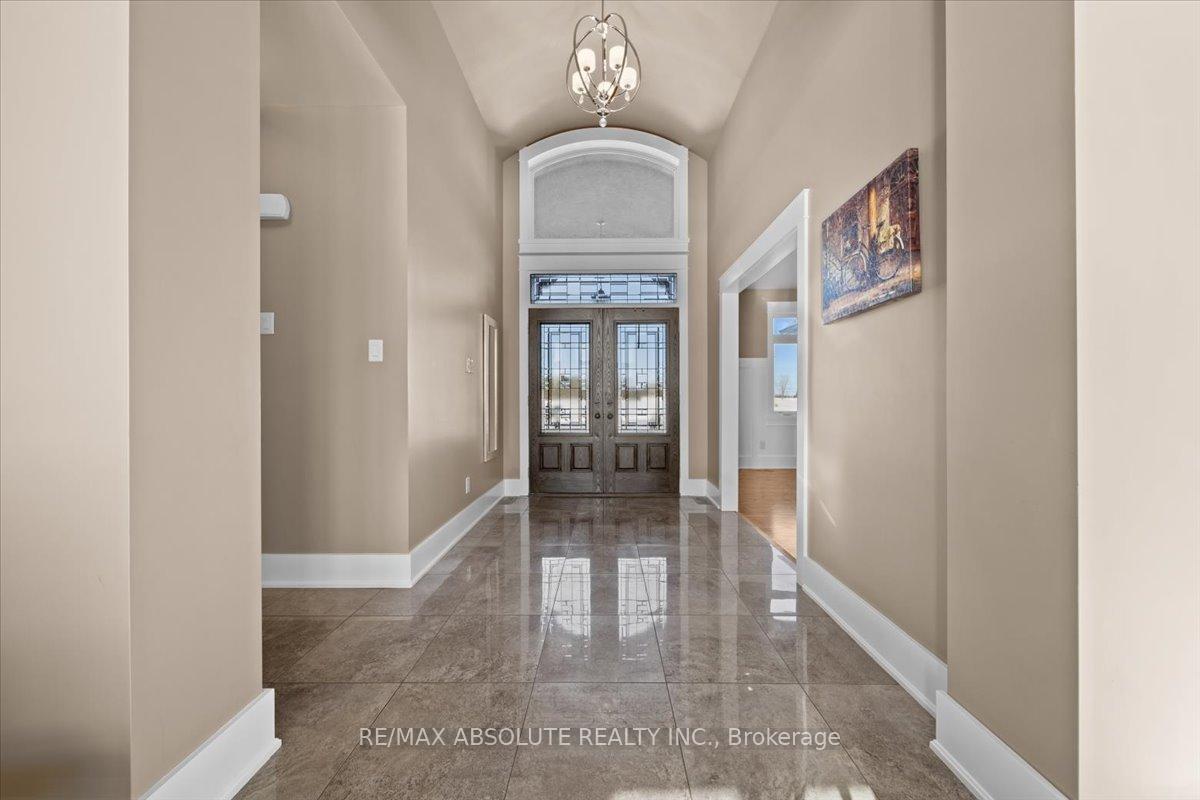 Photo 5 of 245 West Lake Circle, Ottawa, Huntley Ward (South East) — HOMEH