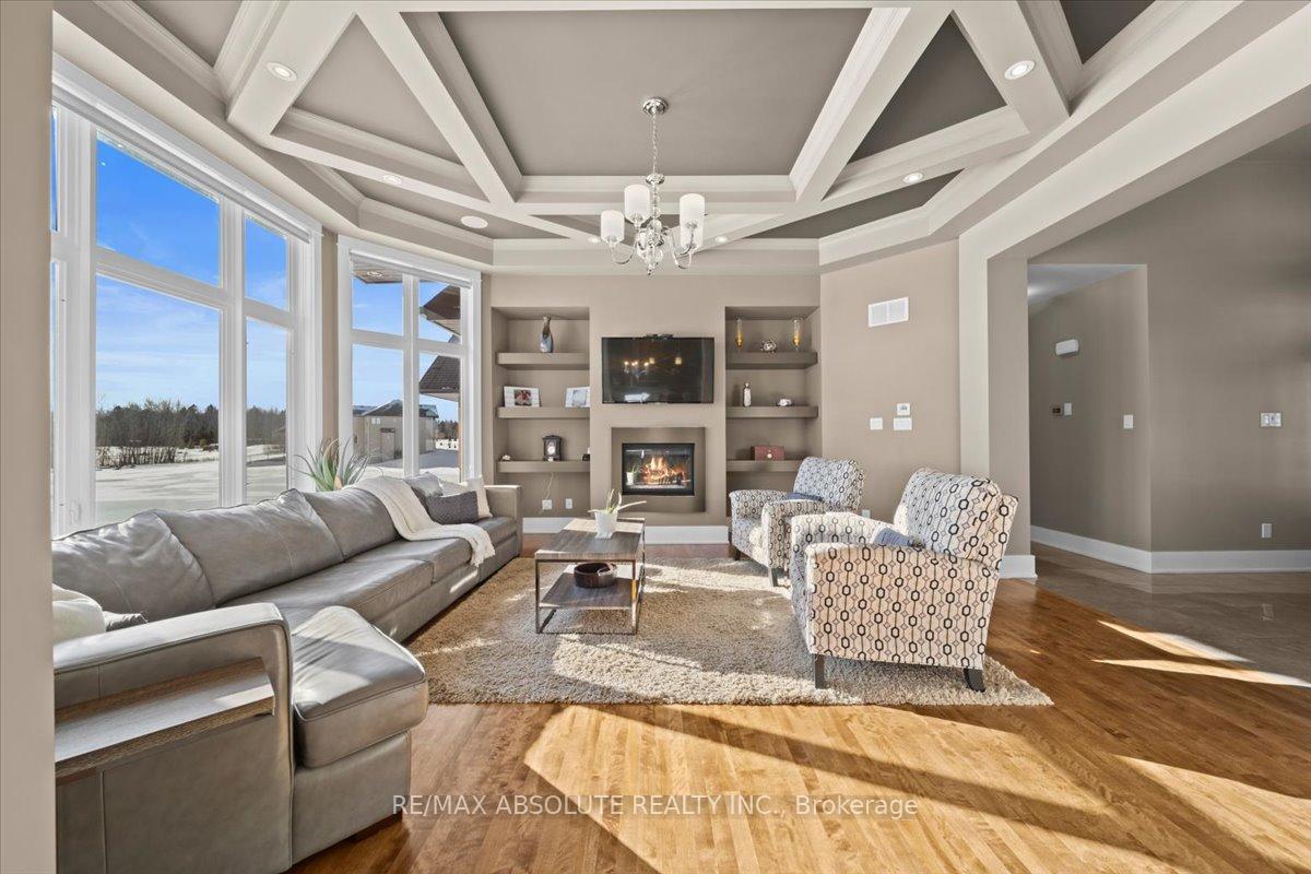 Photo 10 of 245 West Lake Circle, Ottawa, Huntley Ward (South East) — HOMEH