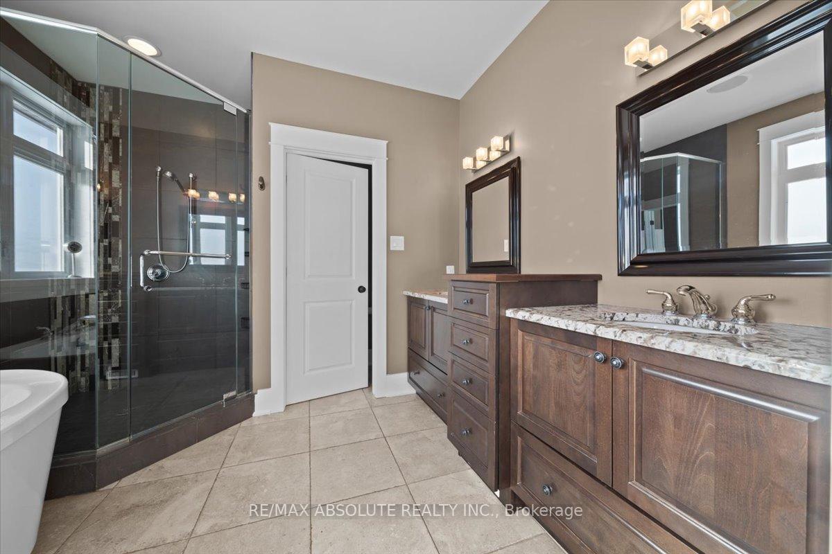 Photo 20 of 245 West Lake Circle, Ottawa, Huntley Ward (South East) — HOMEH