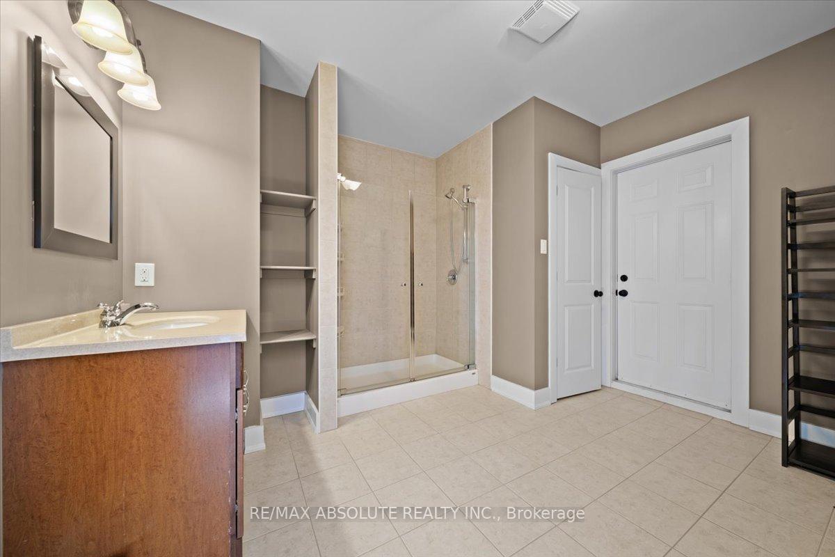 Photo 31 of 245 West Lake Circle, Ottawa, Huntley Ward (South East) — HOMEH