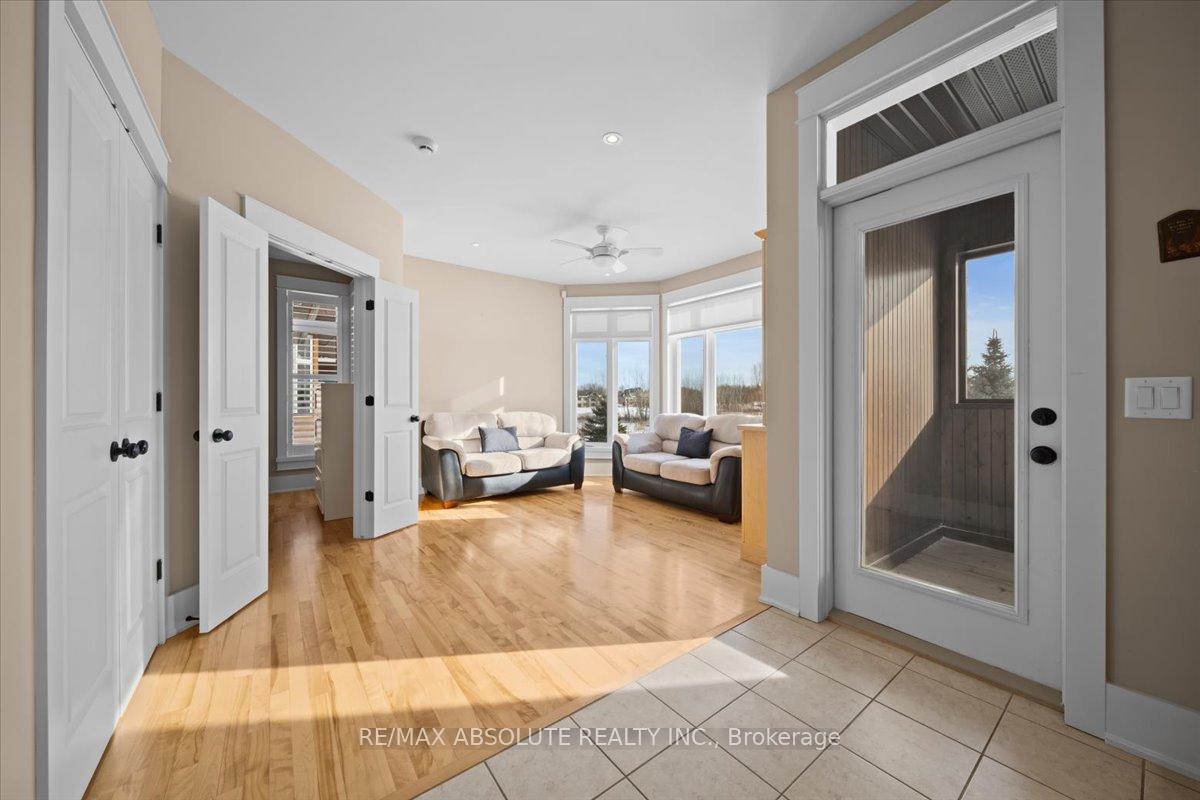 Photo 35 of 245 West Lake Circle, Ottawa, Huntley Ward (South East) — HOMEH