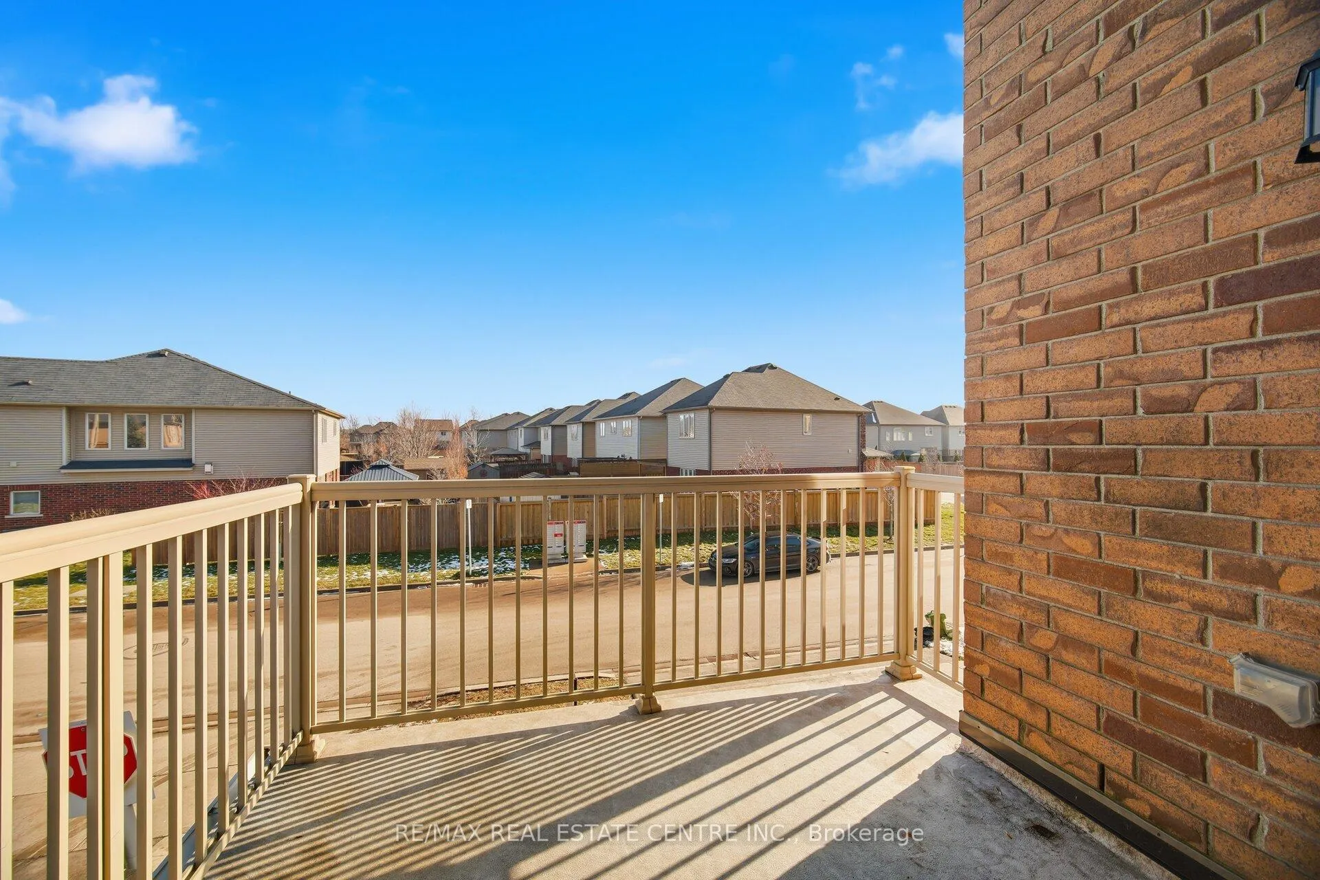 Photo 41 of 235 Westbank Trail, Hamilton, Stoney Creek — HOMEH