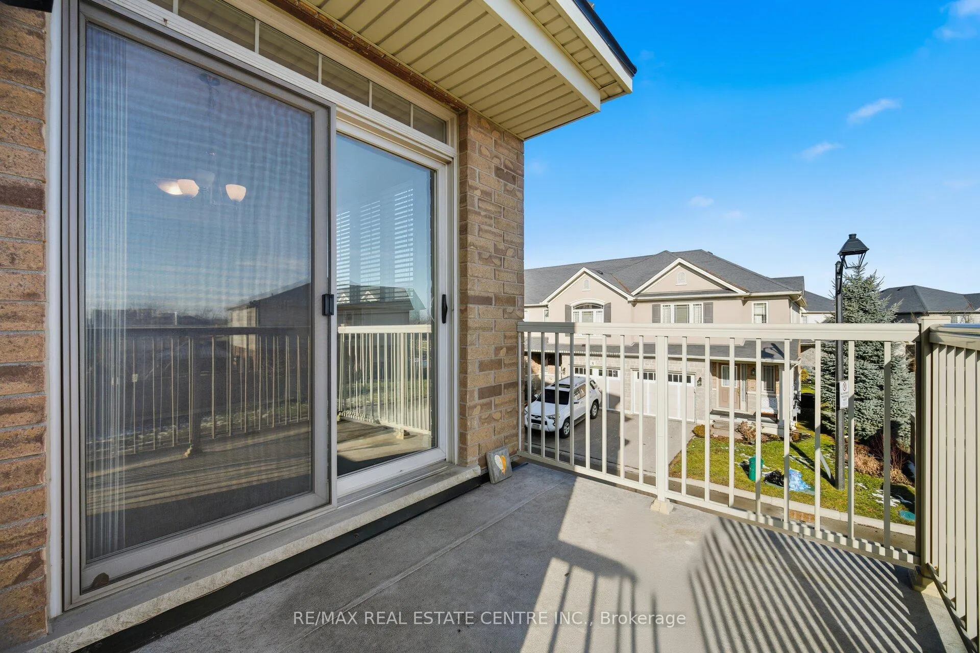 Photo 42 of 235 Westbank Trail, Hamilton, Stoney Creek — HOMEH
