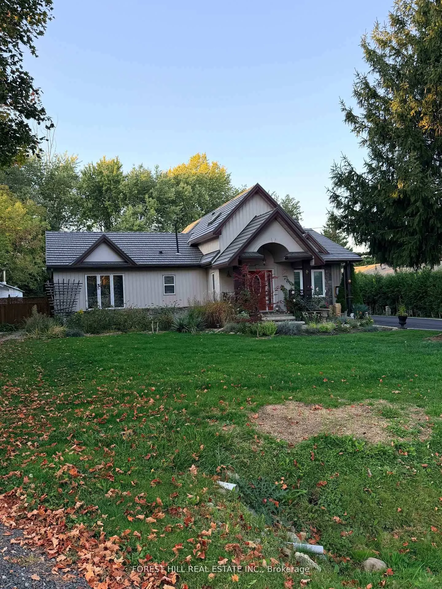 Photo 2 of Unit B1, 240 Martins Street, Pickering, Rural Pickering — HOMEH