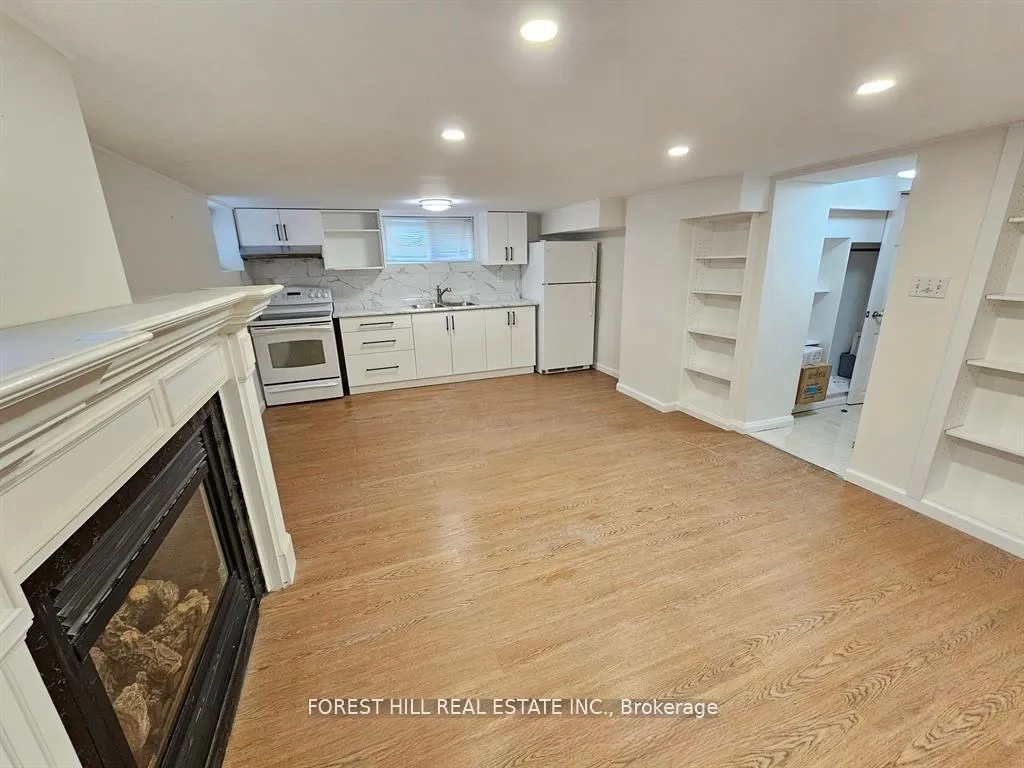 Photo 5 of Unit B1, 240 Martins Street, Pickering, Rural Pickering — HOMEH