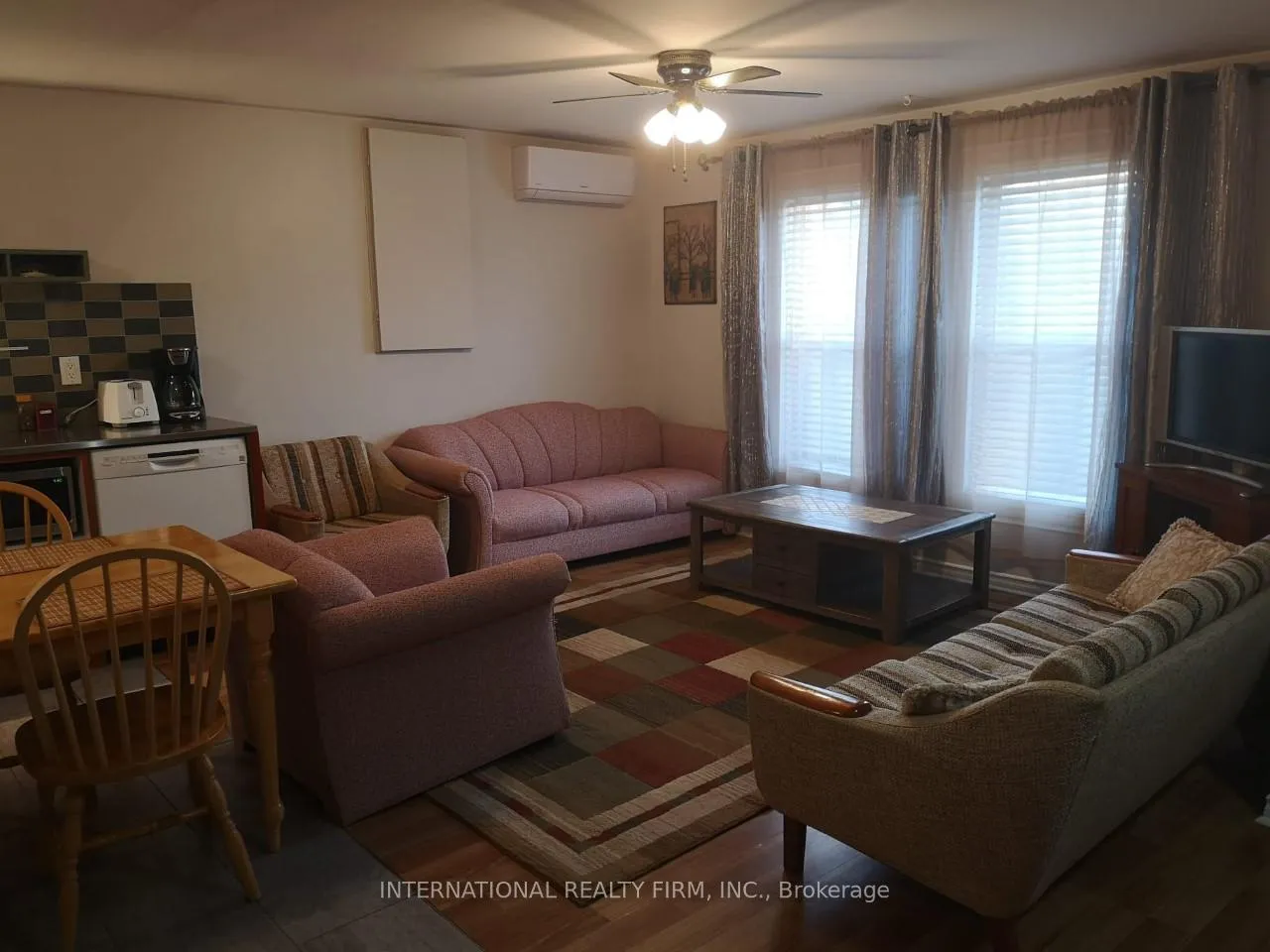 Photo 3 of 1027 Ferrier Avenue, Innisfil, Lefroy — HOMEH