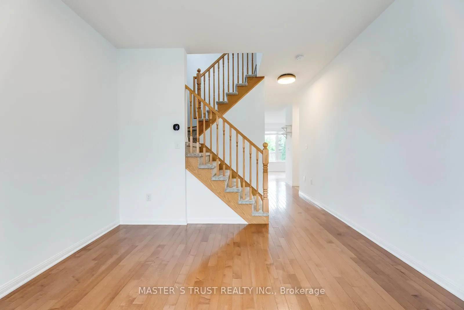 Photo 6 of 104 Emick Drive, Hamilton, Meadowlands — HOMEH