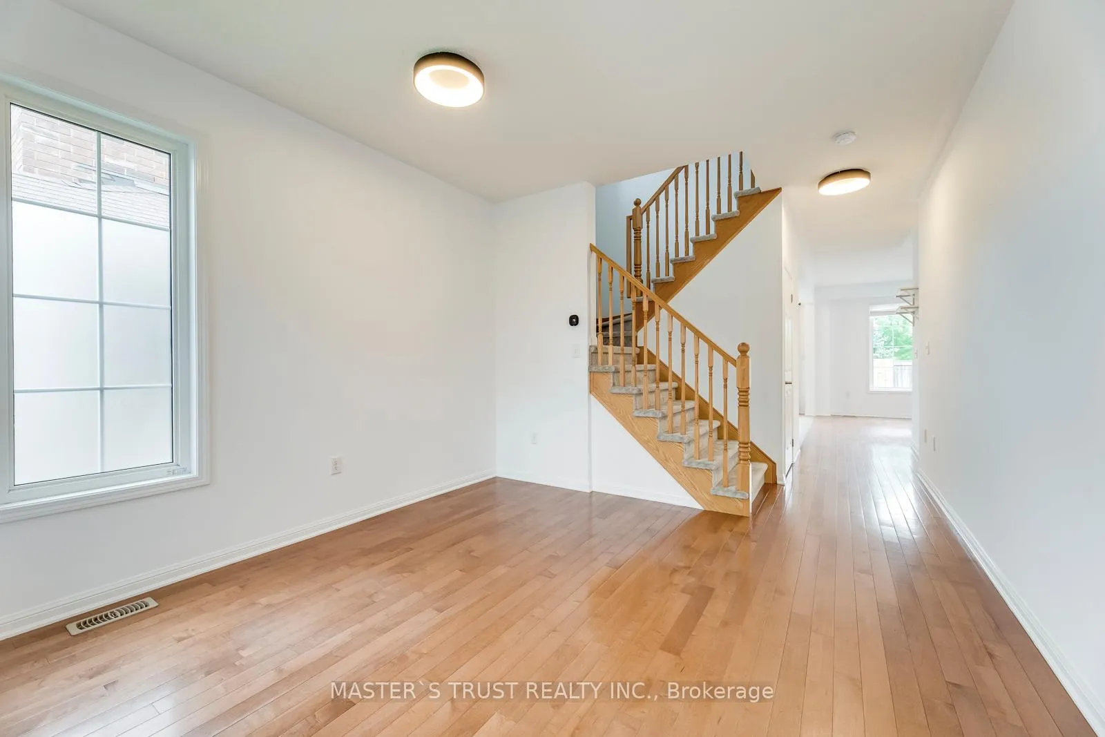 Photo 7 of 104 Emick Drive, Hamilton, Meadowlands — HOMEH