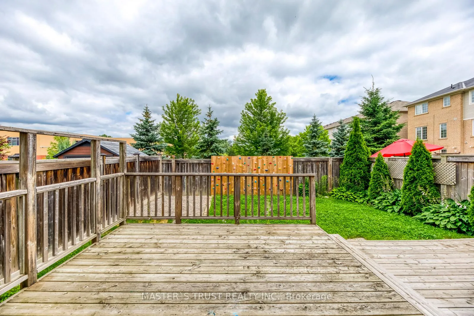 Photo 33 of 104 Emick Drive, Hamilton, Meadowlands — HOMEH