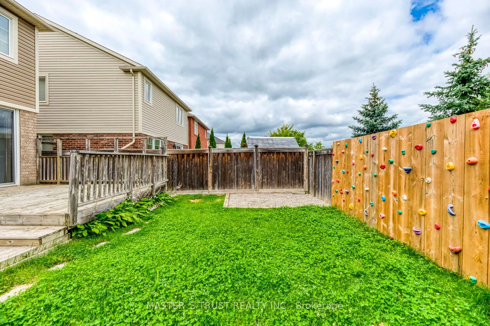 Photo 36 of 104 Emick Drive, Hamilton, Meadowlands — HOMEH
