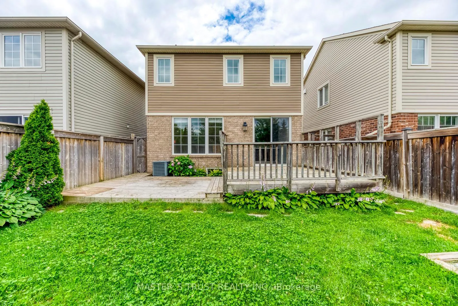 Photo 37 of 104 Emick Drive, Hamilton, Meadowlands — HOMEH