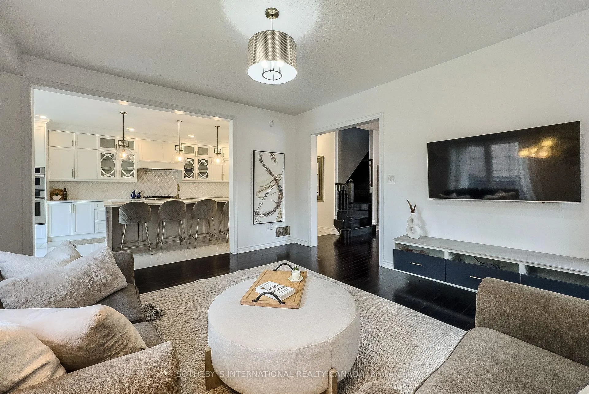 Photo 11 of 18 Harkness Drive, Whitby, Rolling Acres — HOMEH