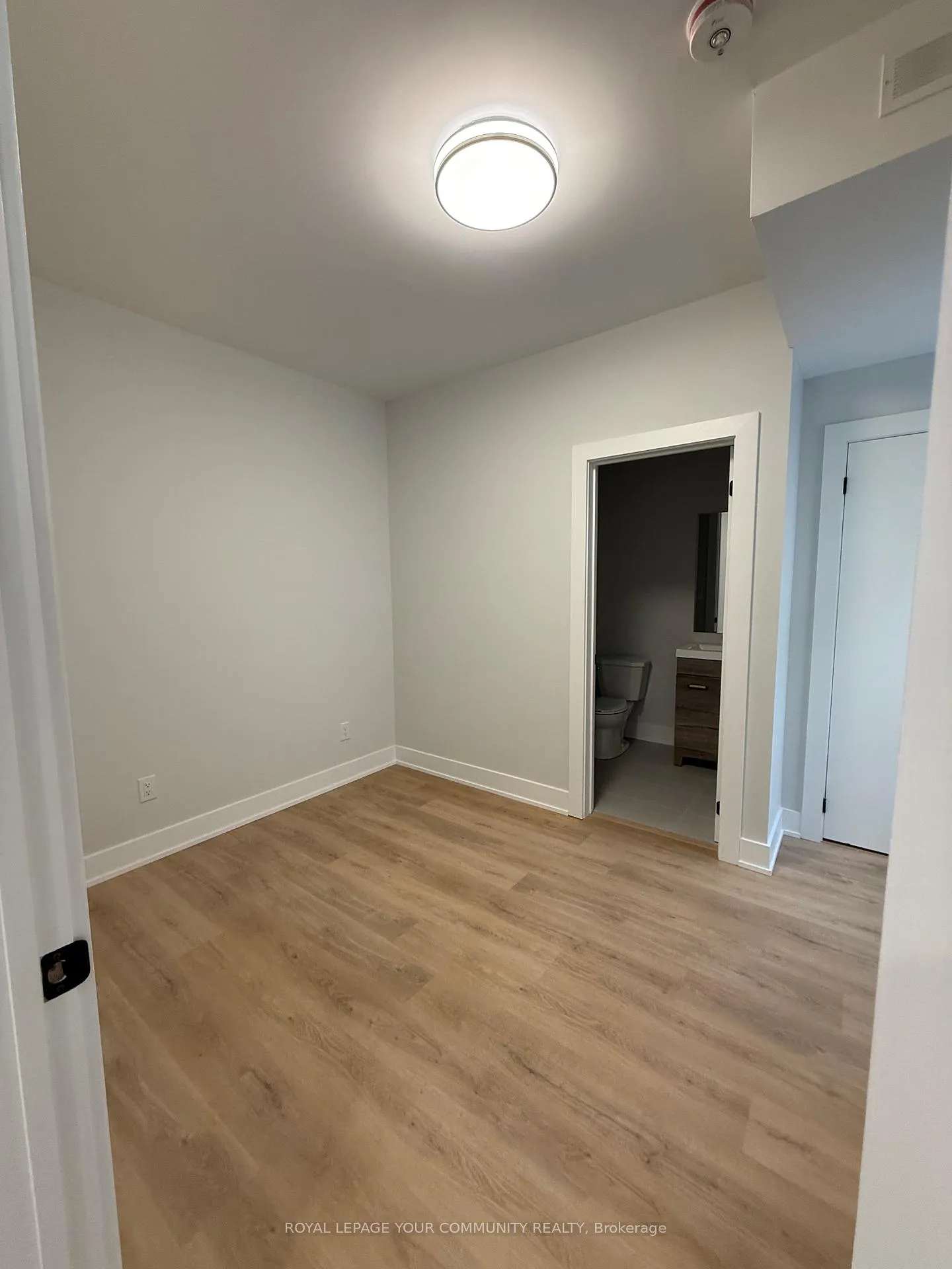 Photo 7 of Unit 1, 88 Spruce Street, Aurora, Aurora Village — HOMEH