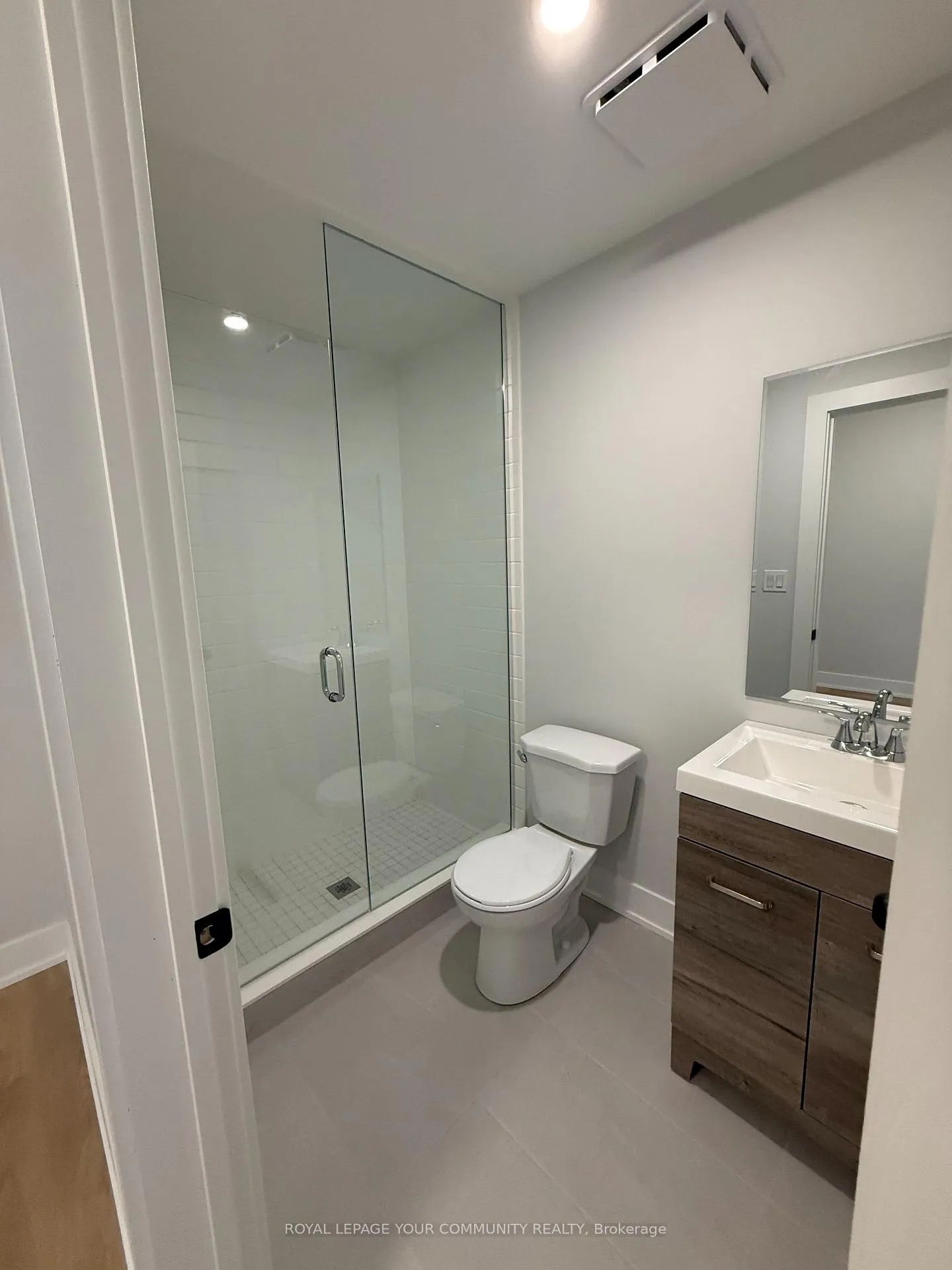 Photo 8 of Unit 1, 88 Spruce Street, Aurora, Aurora Village — HOMEH