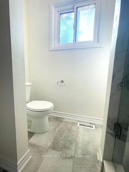 Photo 19 of Unit Upper, 43 Shieldmark Crescent, Markham, Royal Orchard — HOMEH