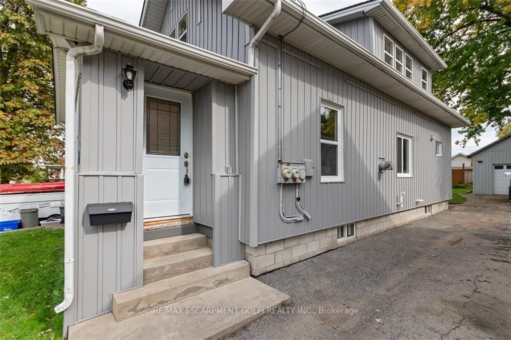 Photo 3 of 232 BEAVER St, Thorold, Allanburg/Thorold South — HOMEH