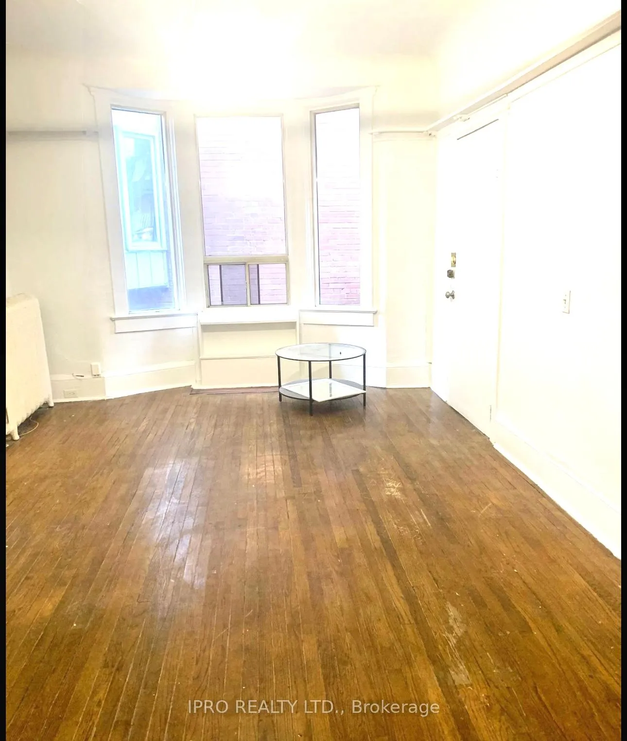 Photo 5 of Unit 2, 526 Palmerston Boulevard, Toronto, Palmerston-Little Italy — HOMEH