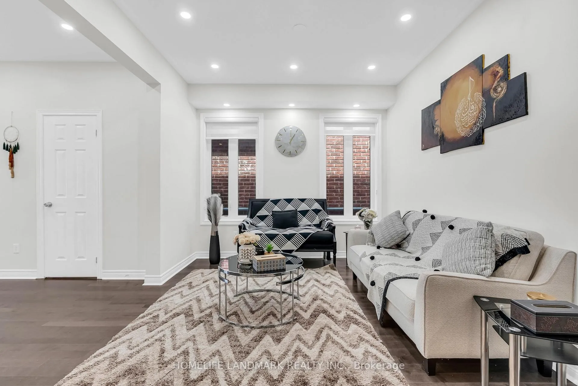 Photo 9 of 564 Bessborough Drive, Milton, Harrison — HOMEH