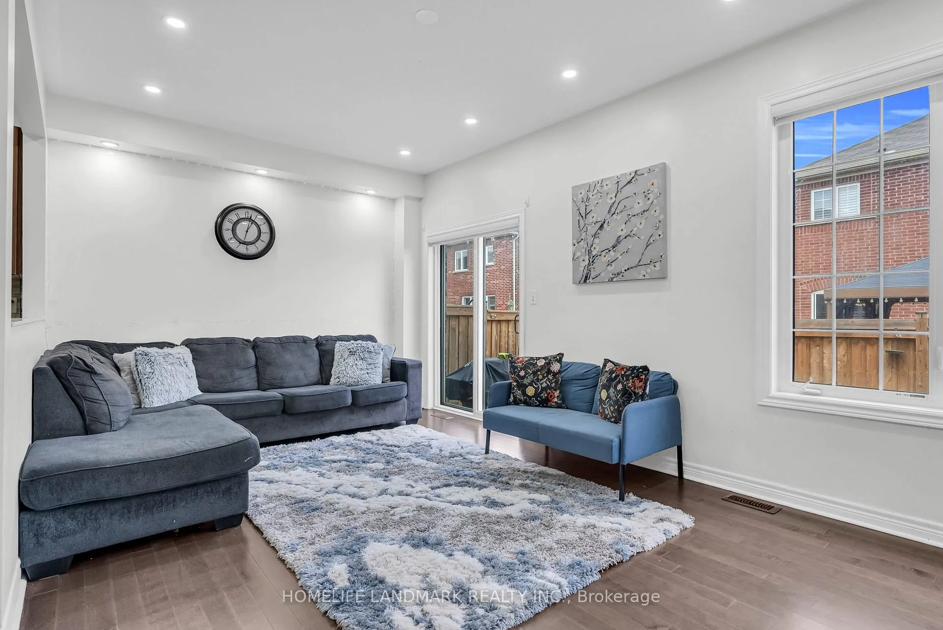 Photo 19 of 564 Bessborough Drive, Milton, Harrison — HOMEH