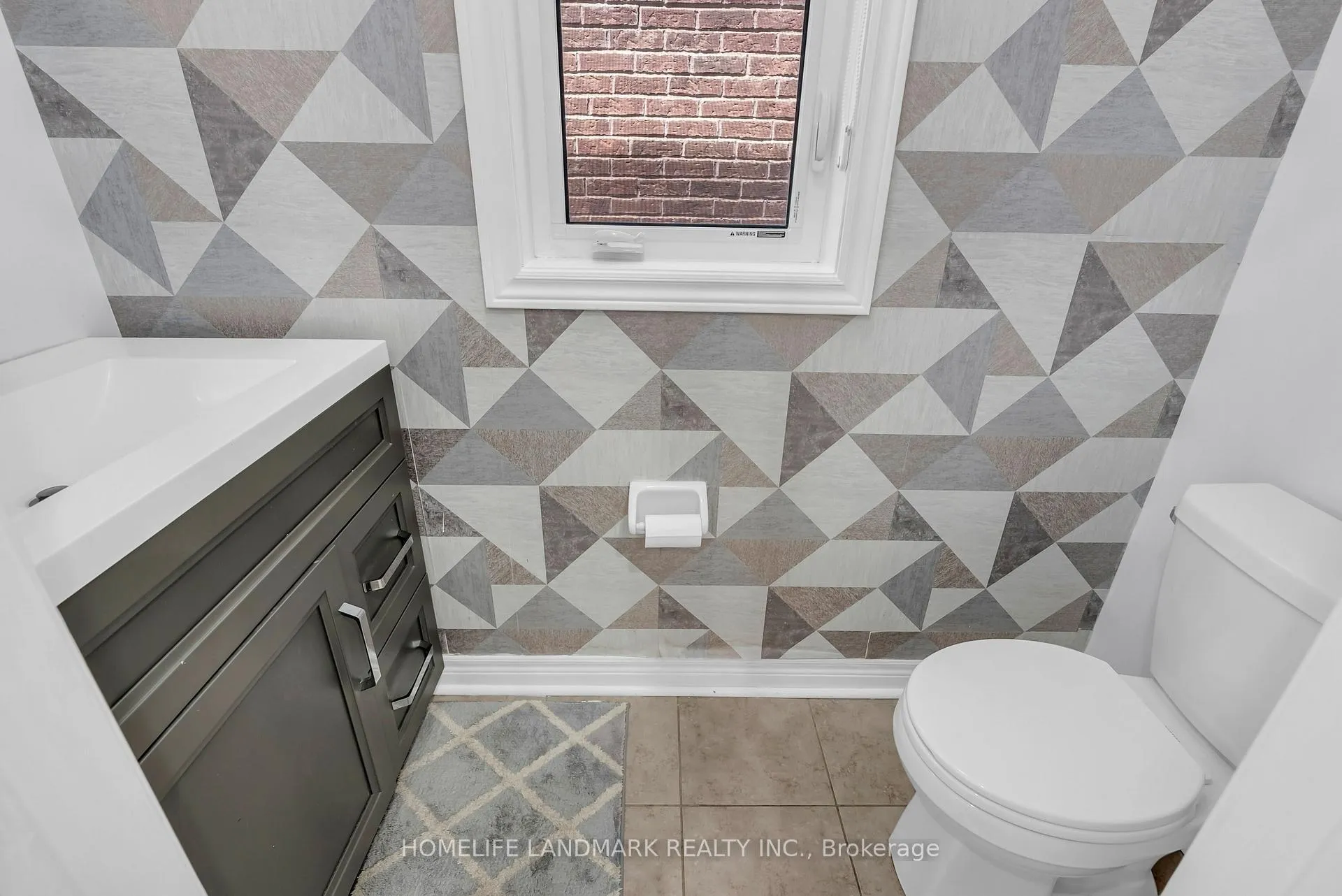 Photo 22 of 564 Bessborough Drive, Milton, Harrison — HOMEH