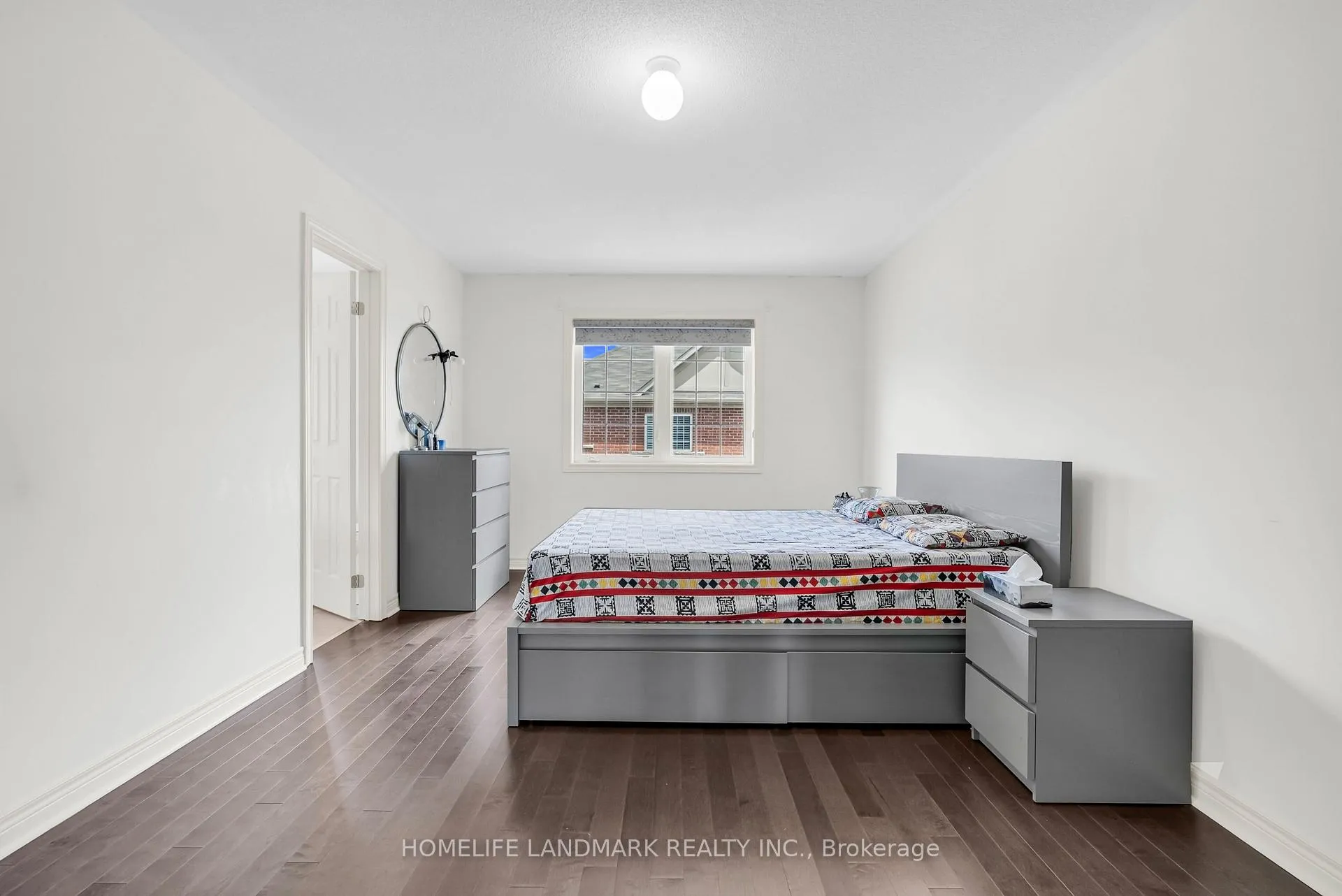 Photo 26 of 564 Bessborough Drive, Milton, Harrison — HOMEH
