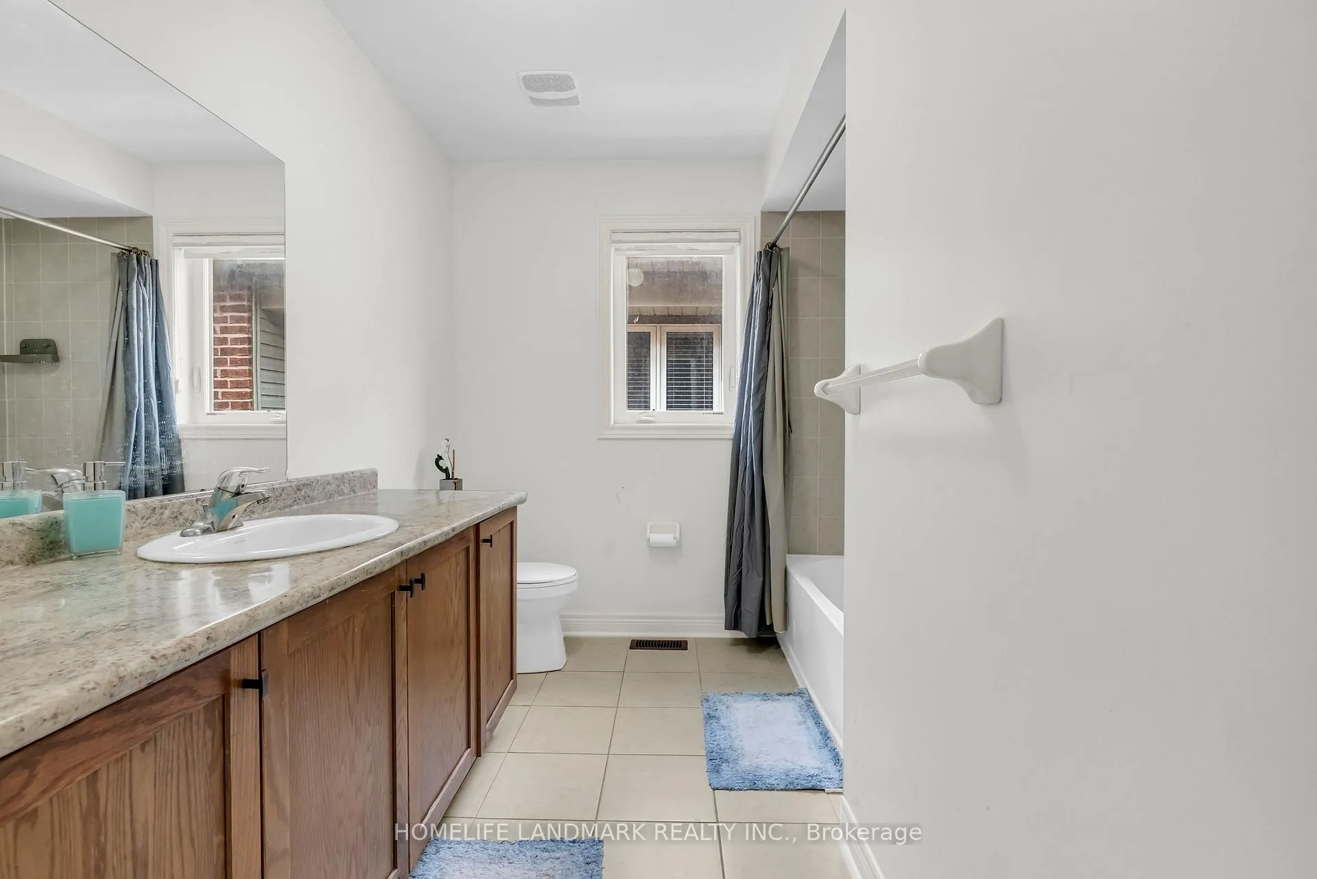 Photo 39 of 564 Bessborough Drive, Milton, Harrison — HOMEH