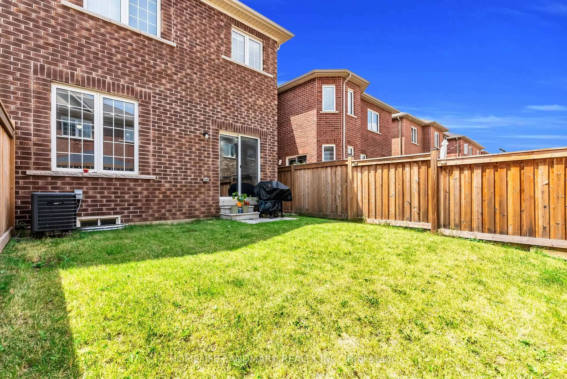 Photo 41 of 564 Bessborough Drive, Milton, Harrison — HOMEH
