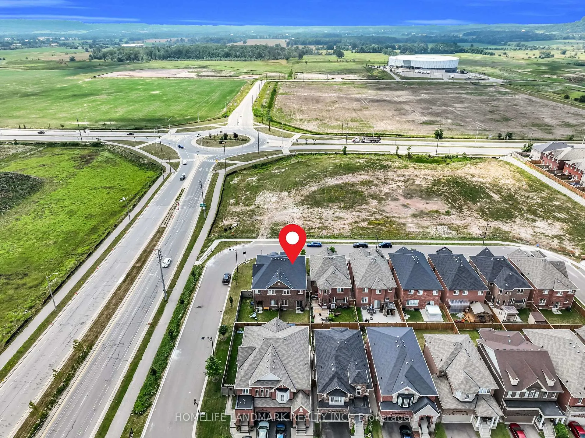 Photo 42 of 564 Bessborough Drive, Milton, Harrison — HOMEH