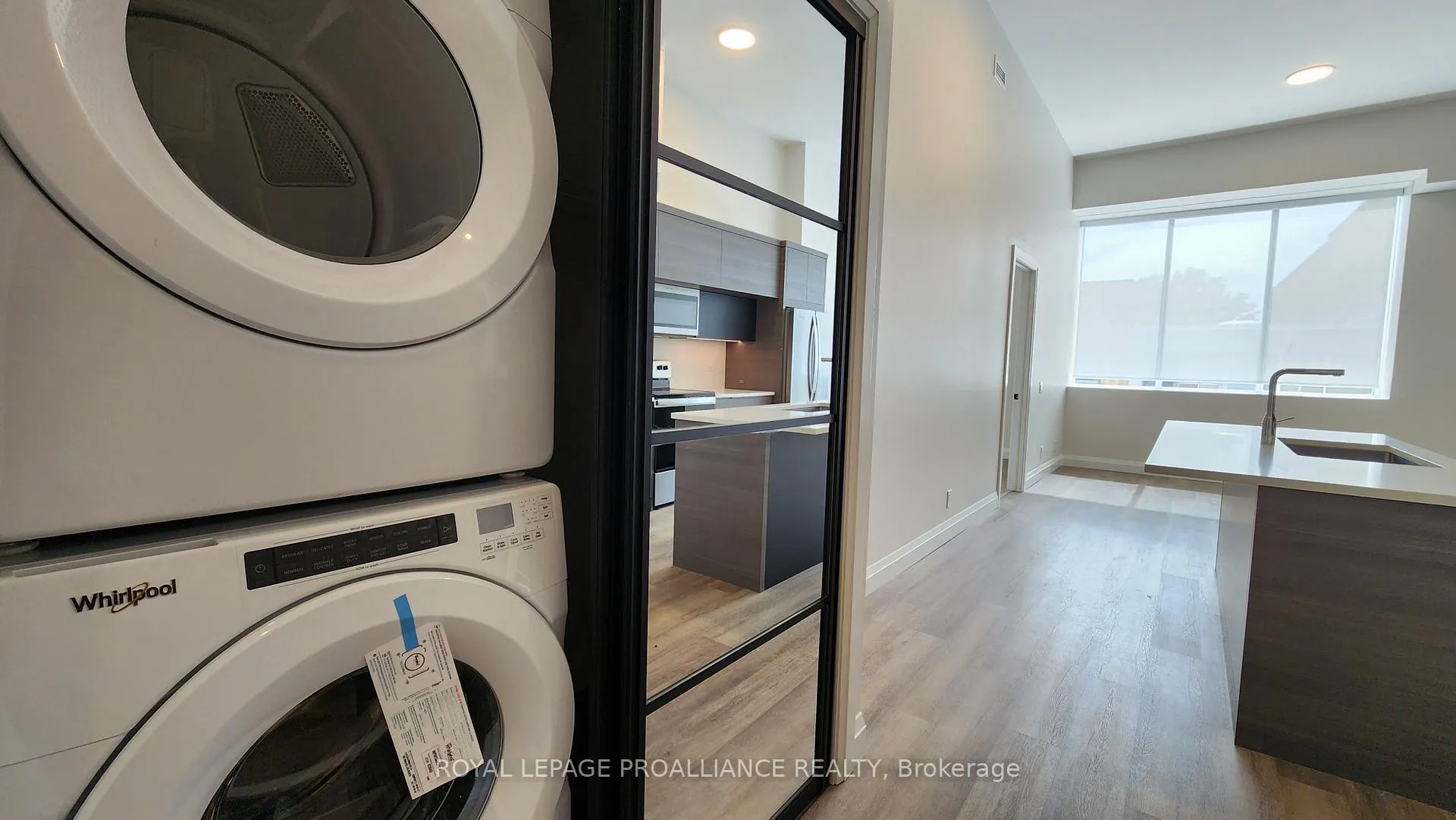Photo 9 of Unit 2, 261 Front Street, Belleville, Belleville Ward — HOMEH
