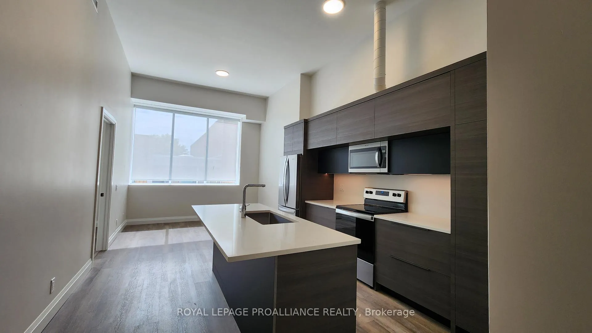 Photo 10 of Unit 2, 261 Front Street, Belleville, Belleville Ward — HOMEH