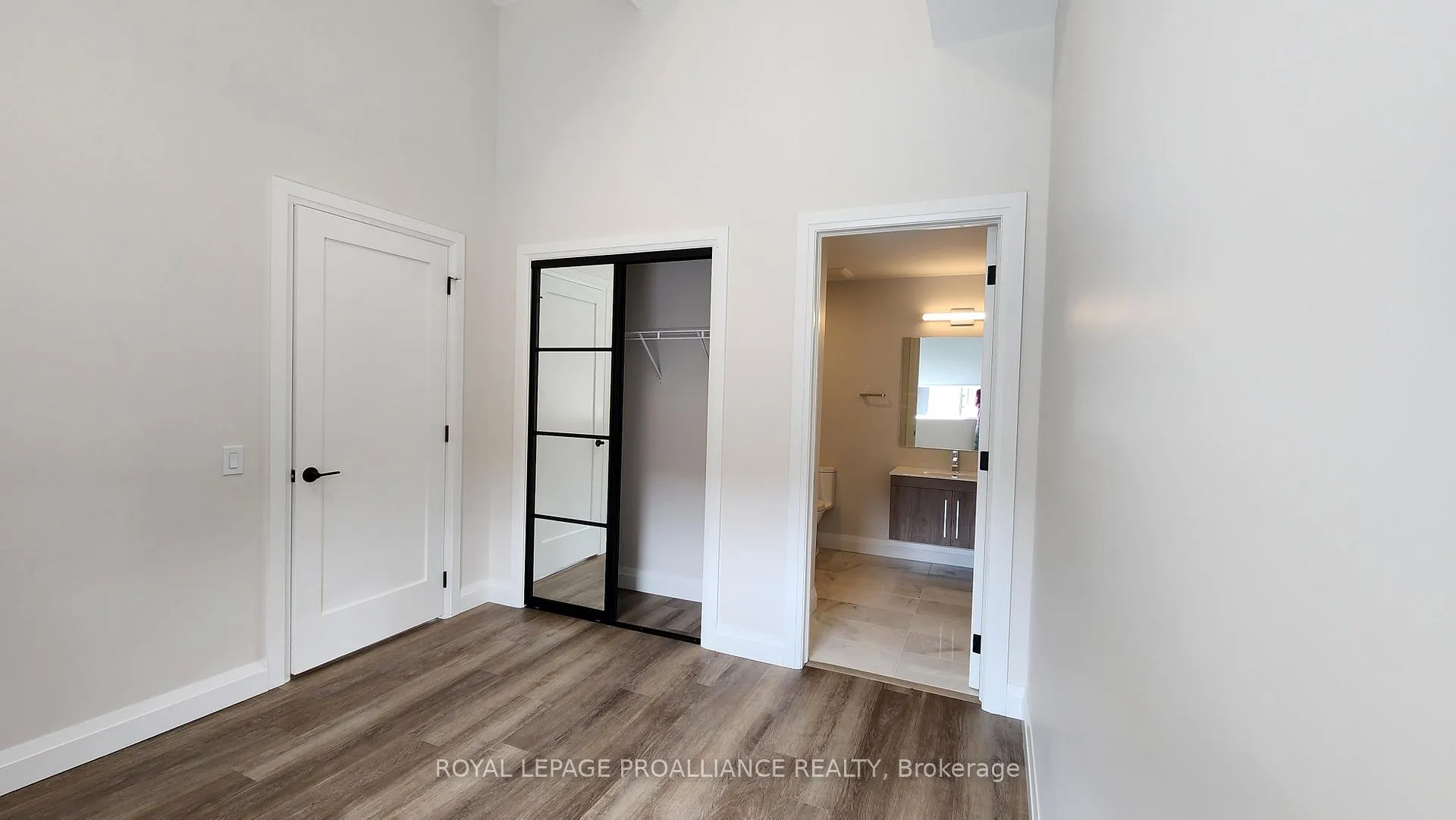 Photo 20 of Unit 2, 261 Front Street, Belleville, Belleville Ward — HOMEH